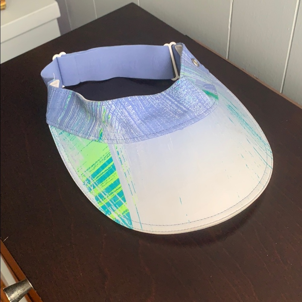 Lululemon Visor!